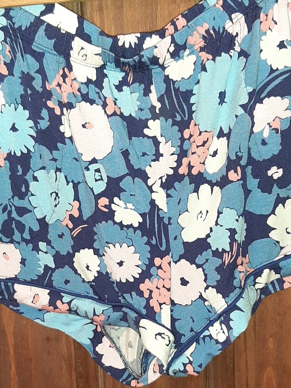 kate spade Blue Floral Short-Sleeve Pajamas M EUC - Picture 6 of 6